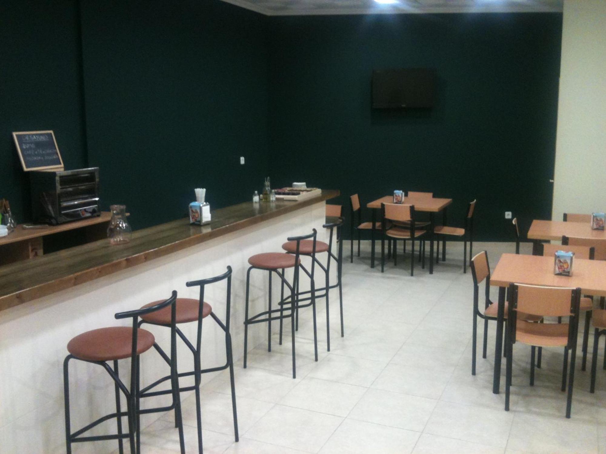 Hotel Rc Ramon Y Cajal 2*
